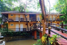 The Sun Resort and Restaurant | 2023년 최신 가격 | 호텔 | 스카이스캐너