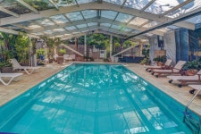 더 화이트 캐빈스 - 뷰 | 2023년 최신 가격 | 호텔 | 스카이스캐너