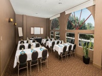 더 크리스탈 롯지 앤 스위트 - 스카이스캐너 호텔