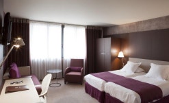 베스트 웨스턴 프리미어 호텔 드 라 페 - 스카이스캐너 호텔