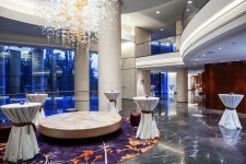 힐튼 키이브  - 스카이스캐너 호텔