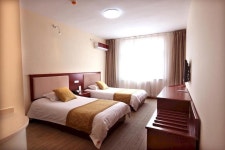 칭다오 호텔 진하이 홍위 호텔 칭다오기차역 서부광장지점 - 스카이스캐너