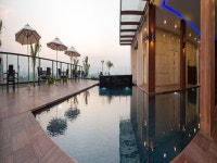 호텔 파라미 - 스카이스캐너 호텔