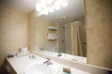 더 샤토 호텔 & 컨퍼런스 센터 - 스카이스캐너 호텔