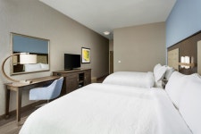 햄프턴 인 & 스위트 나파 - 스카이스캐너 호텔