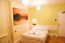 크로프트 호텔 - 스카이스캐너 호텔