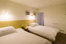 쑹장 구 호텔 Motel 168 North Song Wei Road Inn - 스카이스캐너