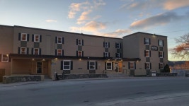 코너브룩 호텔 Historic Hotel Corner Brook - 스카이스캐너