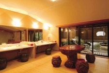 유라쿠 호텔 - 스카이스캐너 호텔