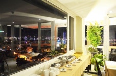 D&C 호텔 - 스카이스캐너 호텔