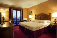 호텔 리코리아 - 스카이스캐너 호텔