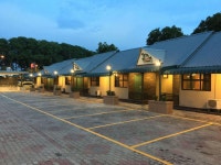 탤런츠 모터 파크 호텔 - 스카이스캐너 호텔