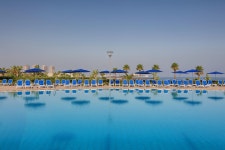 Plage Moretti 호텔 쉐라톤 클럽 데스 핀스 리조트 - 스카이스캐너