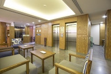 더 제이 호텔 & 스파 - 스카이스캐너 호텔