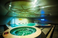 타산 호텔 - 스카이스캐너 호텔