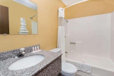 질레트 호텔 수퍼 8 바이 윈덤 질레트 - 스카이스캐너