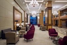 래디슨 블루 호텔- 부라이다 - 스카이스캐너 호텔