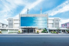 엘피셔 호텔 - 스카이스캐너 호텔