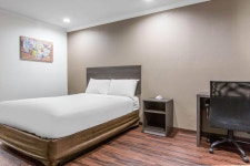 베이커스필드 호텔 이코노 로지 니어 베이커스필드 페어그라운즈 - 스카이스캐너