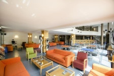 올라라인 - 호스텔 - 스카이스캐너 호텔