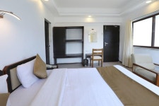 Khandāla 호텔 선라이즈 힐 리조트 - 스카이스캐너