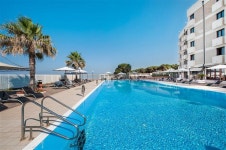 베스트 웨스턴 호텔 아라 솔리스 - 스카이스캐너 호텔