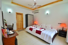 아티리 인 - 스카이스캐너 호텔