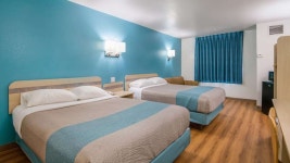 로스웰 호텔 모텔 6 로즈웰 - 스카이스캐너