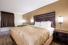 퀄리티 인 - 스카이스캐너 호텔