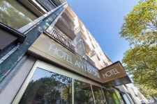 Hotel an der Oper Duesseldorf - 스카이스캐너 호텔