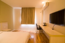 한팅 익스프레스 (다양 신스커우 지점) - 스카이스캐너 호텔