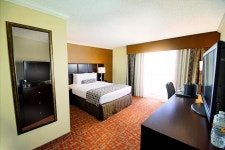 더 호텔 풀러튼 애너하임 - 스카이스캐너 호텔