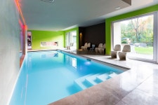 유토피아 호텔 - 스카이스캐너 호텔