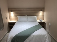 The Hill Hotel and Conference Centre - 스카이스캐너 호텔