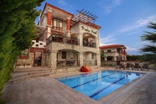 파샤 포트 호텔 & 레스토랑 - 스카이스캐너 호텔