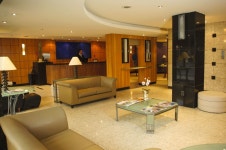 세자르 팰리스 호텔  - 스카이스캐너 호텔