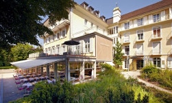 호텔 슈첸 | 2023년 최신 가격 | 호텔 | 스카이스캐너