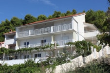 J&B Holiday House Hvar - 스카이스캐너 호텔