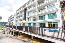 카말라 폴스 아파트 푸켓 - 스카이스캐너 호텔