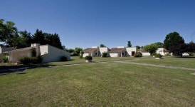 Hôtel Monform - 스카이스캐너 호텔