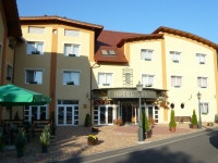 Hotel Lukács Superior - 스카이스캐너 호텔