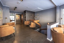 알버트 쿅 호텔 & 콘페렌스 - 스카이스캐너 호텔