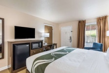 퀄리티 인 - 스카이스캐너 호텔