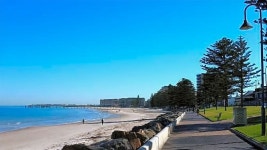 워터 베이 빌라 비앤비  - 스카이스캐너 호텔