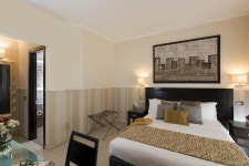 예스 호텔 - 스카이스캐너 호텔