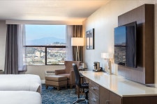Shilo inn Pomona Hilltop Suites - 스카이스캐너 호텔