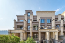 Mantu Cinema Apartment - 스카이스캐너 호텔