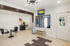 스테이 앳 인 | 2023년 최신 가격 | 호텔 | 스카이스캐너