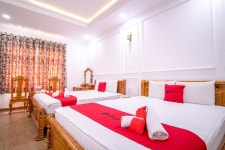 뉴 스타 호텔 - 스카이스캐너 호텔