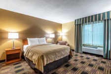 퀄리티 인 - 스카이스캐너 호텔